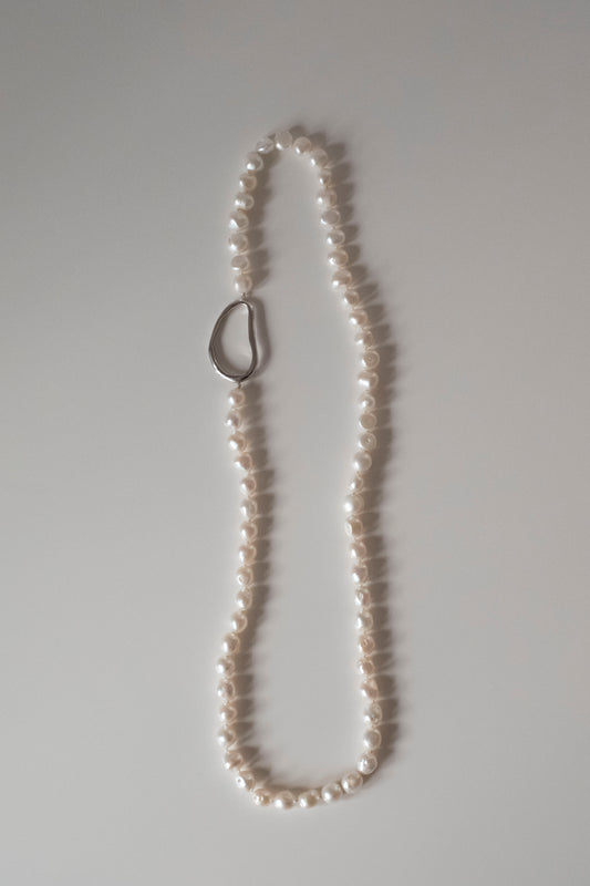 Long Braoque Pearl Necklace