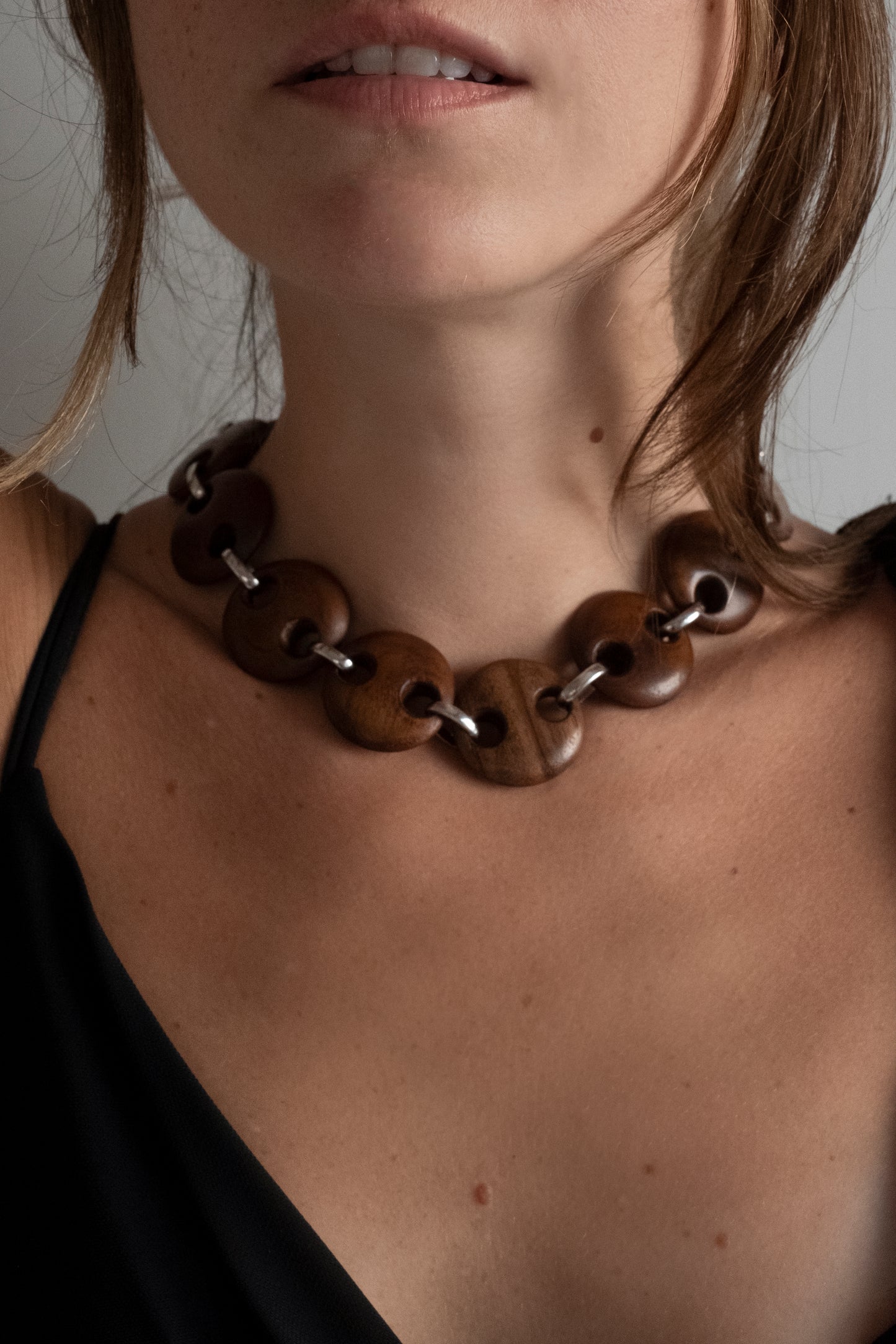 Circle Walnut Link Chain Necklace